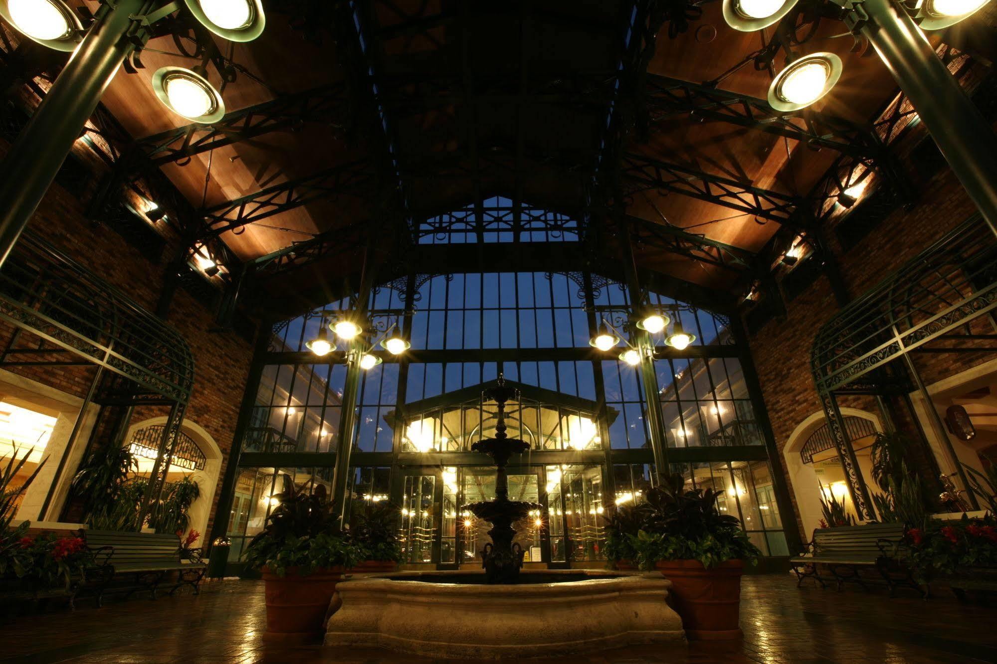 Disney'S Port Orleans Resort - French Quarter Lake Buena Vista Buitenkant foto