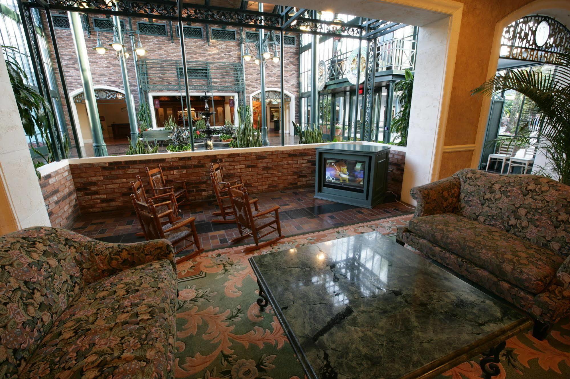 Disney'S Port Orleans Resort - French Quarter Lake Buena Vista Buitenkant foto